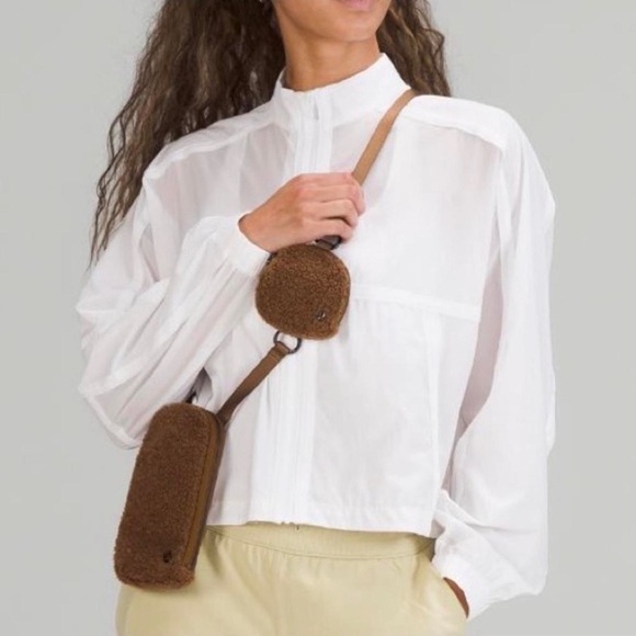 lululemon athletica Handbags - SOLD Lululemon Lululemon Modular Phone Crossbody Bag *Fleece - Burnt Carmel
